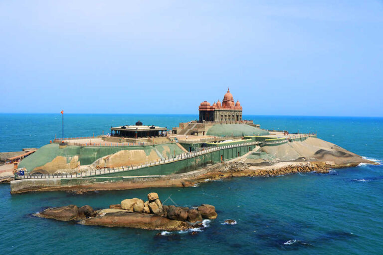 Bangalore to Kanyakumari Temple (2N/3D) – Get Upto 70% Discounts